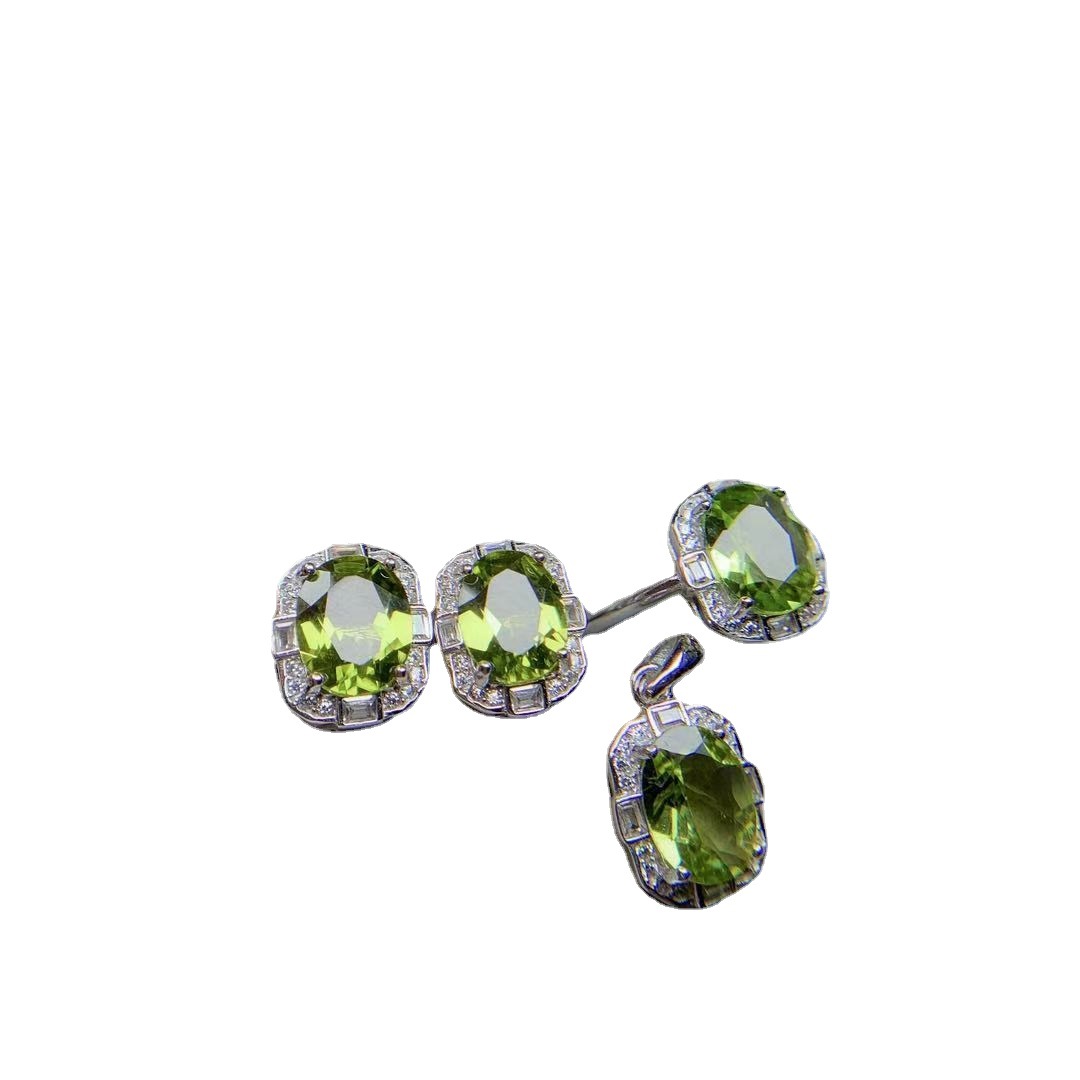 Natural Olivine Set 925 Silver Jewelry Inlaid Rings Pendants Stud Earrings Handmade Jewelry Gold Plated Jewelry Elegant Accessories