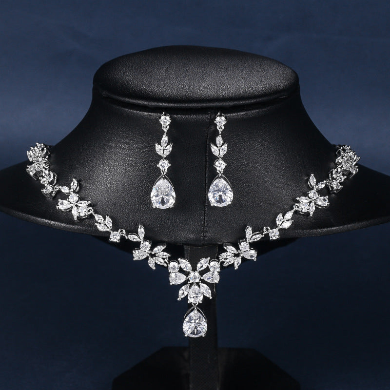 Crystal Bridal Necklace & Earrings Set | Elegant Wedding Jewelry for Brides