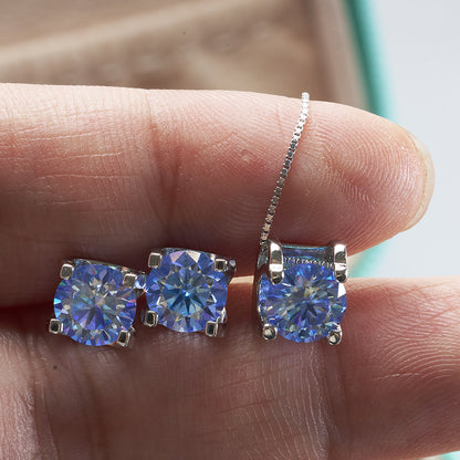 Moissanite Bull Head Stud Earrings | S925 Sterling Silver Four-Claw Design