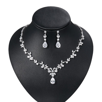 Crystal Bridal Necklace & Earrings Set | Elegant Wedding Jewelry for Brides