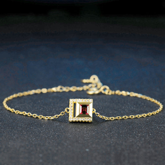 Garnet Glow™ – Natural Garnet Bracelet in Gold-Plated Sterling Silver | Minimal Luxury Jewelry